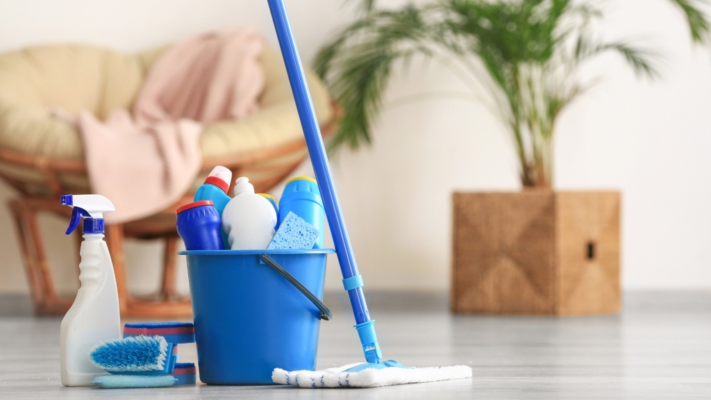 Sắp xếp phòng trọ gác lửng gọn gàng